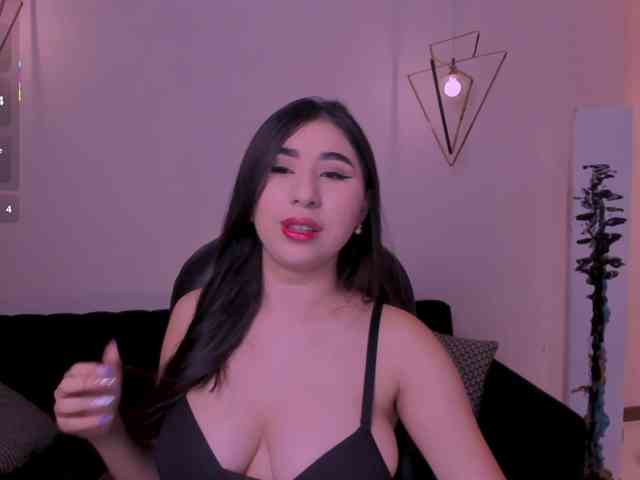 MayaMoretti webcam