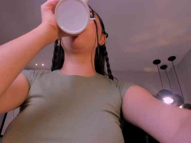 MayaMoretti MayaMoretti