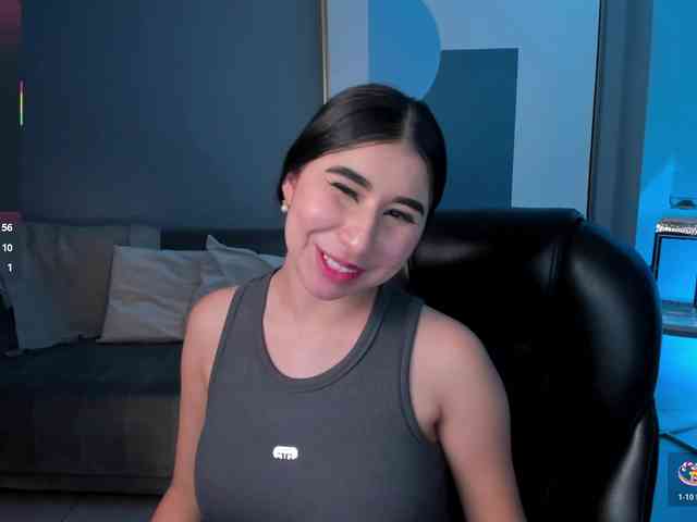 MayaMoretti webcam