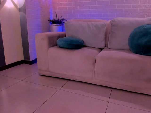 SussyBell's BongaCams show and profile