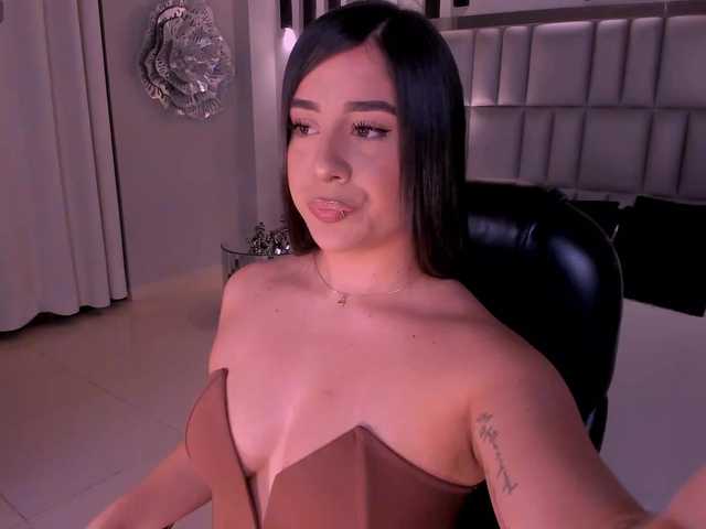 SussyBell's BongaCams show and profile