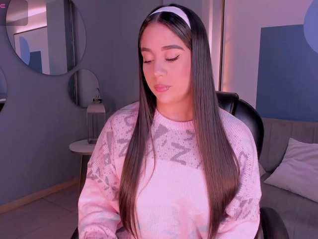 SussyBell's BongaCams show and profile