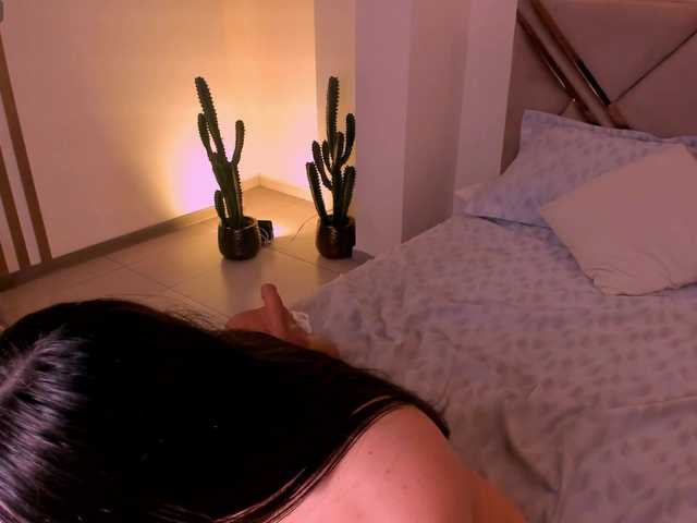 SussyBell's BongaCams show and profile