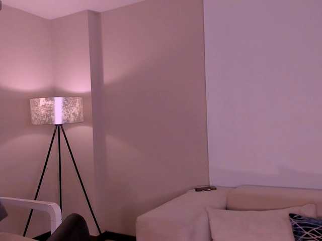 SussyBell's BongaCams show and profile