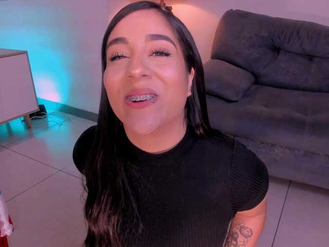 SussyBell's BongaCams show and profile