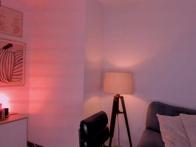 SussyBell's BongaCams show and profile