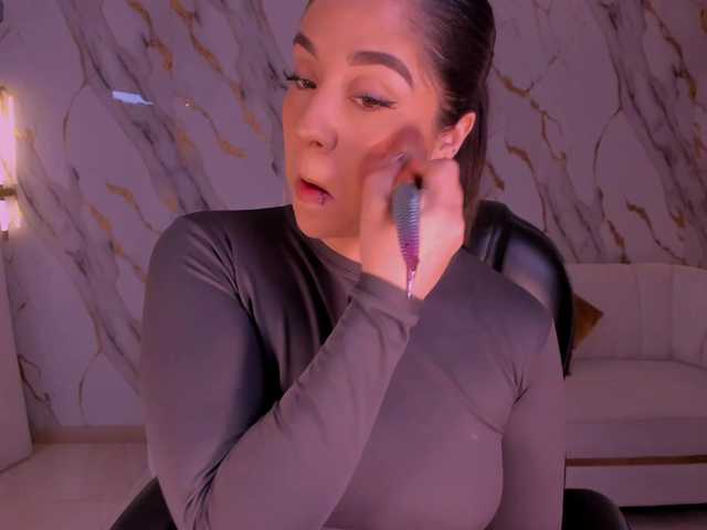 SussyBell's BongaCams show and profile