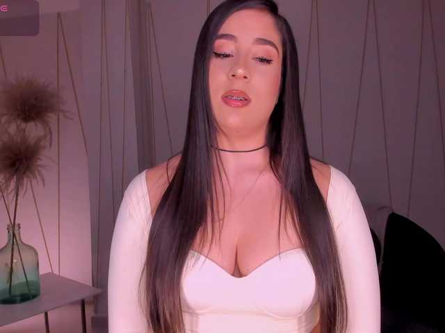 SussyBell's BongaCams show and profile