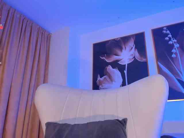 AnnaHoffman webcam