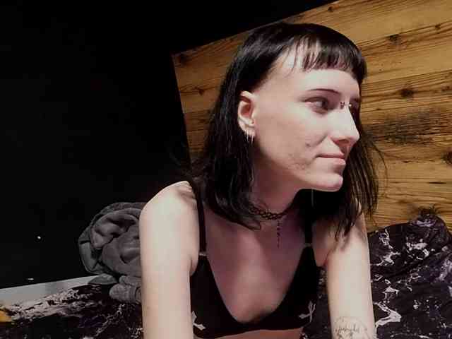 NellieKlingelhoefer webcam