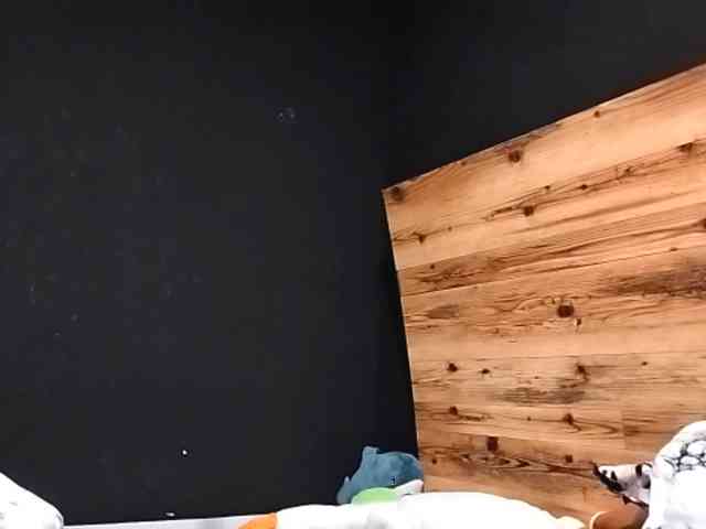 NellieKlingelhoefer webcam
