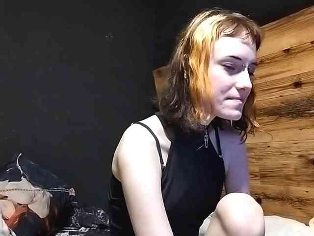 NellieKlingelhoefer webcam