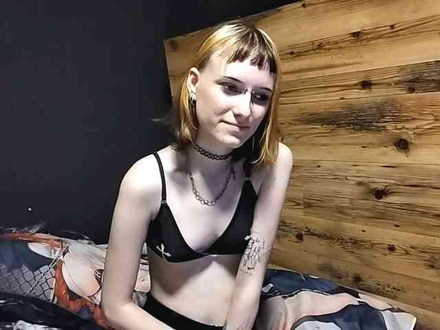 NellieKlingelhoefer webcam