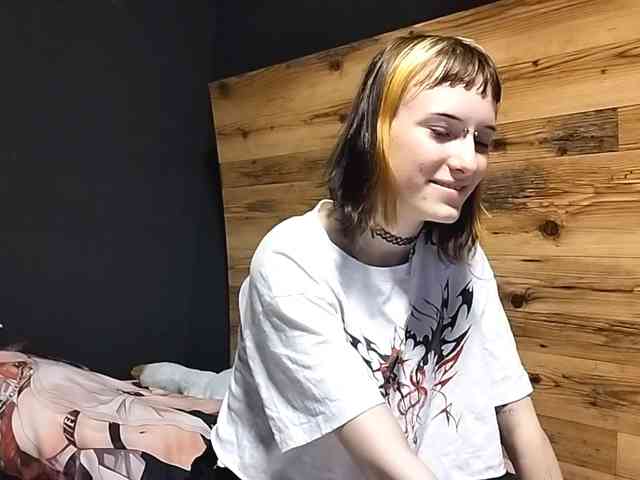 NellieKlingelhoefer webcam