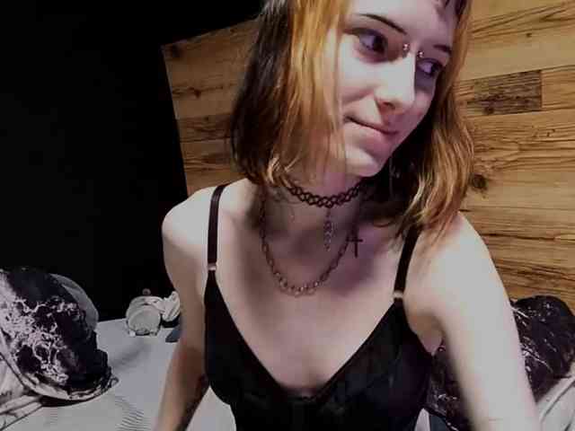 NellieKlingelhoefer webcam