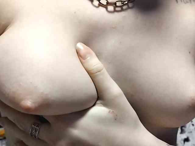 NellieKlingelhoefer webcam