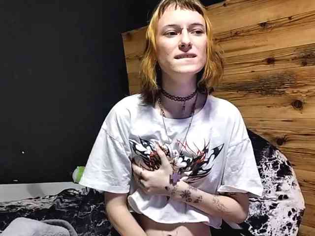 NellieKlingelhoefer webcam