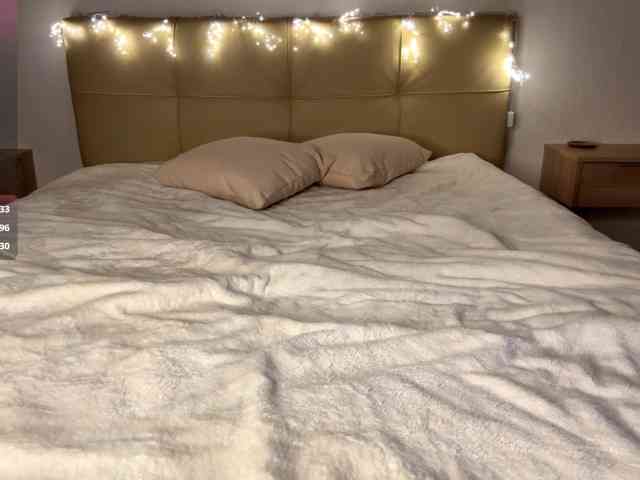 NellieKlingelhoefer webcam