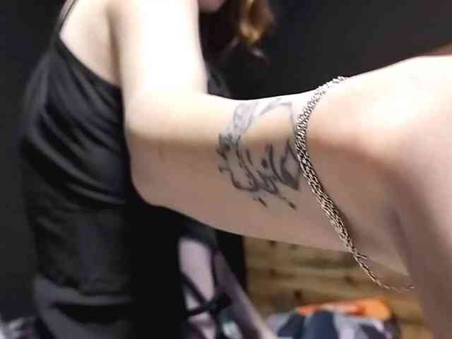 NellieKlingelhoefer webcam