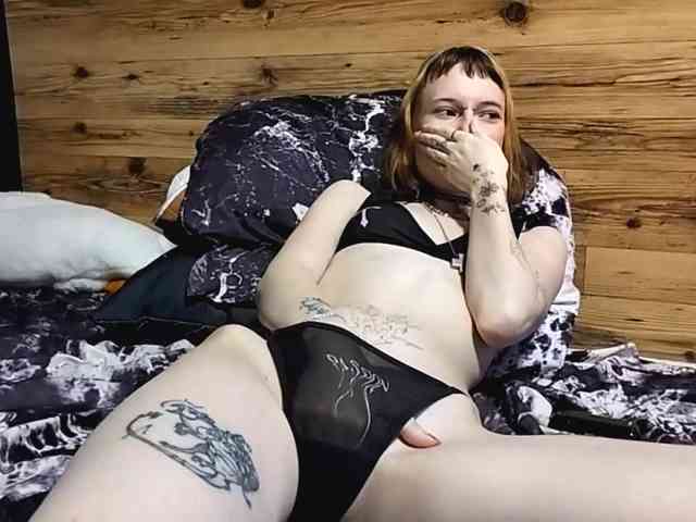 NellieKlingelhoefer webcam