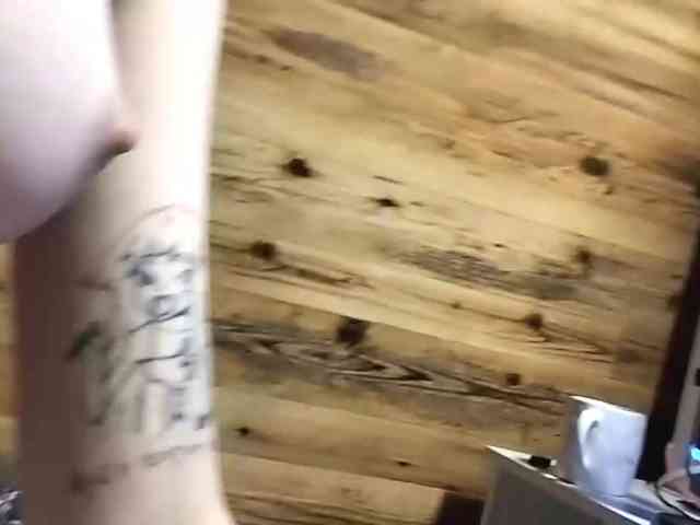 NellieKlingelhoefer webcam