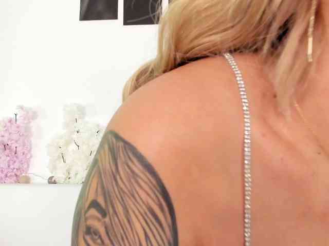 HoneyKissy HoneyKissy