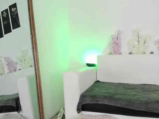 HoneyKissy HoneyKissy