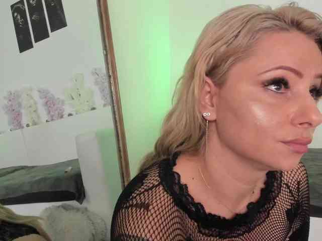 HoneyKissy HoneyKissy