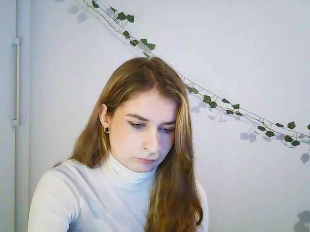 HotNina19 from BongaCams