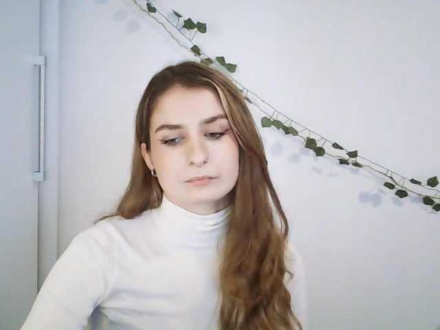 HotNina19