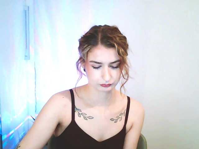HotNina19