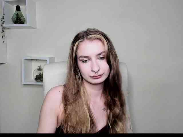 HotNina19 webcam