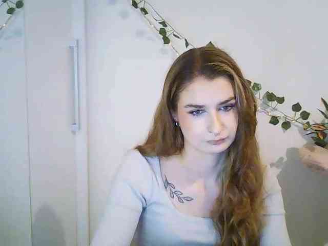HotNina19 webcam