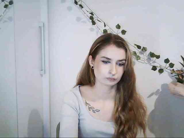 HotNina19 webcam