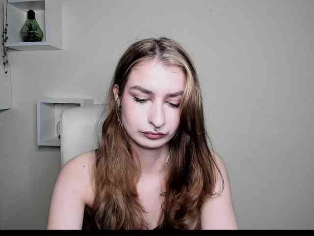 HotNina19 webcam