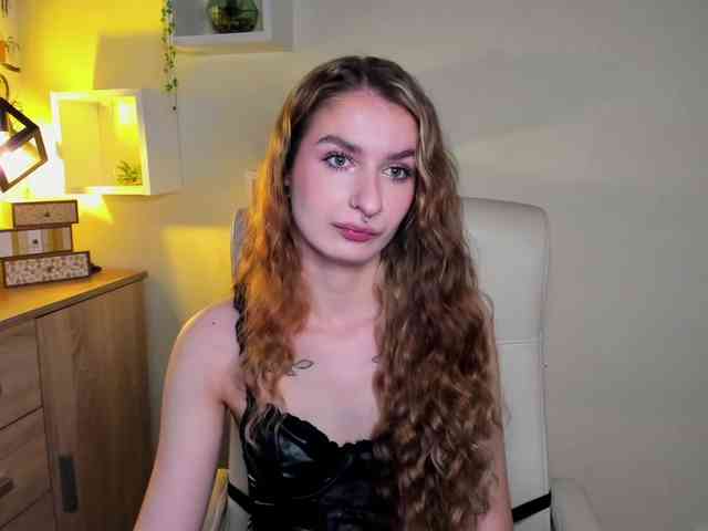 HotNina19 webcam