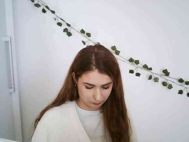 HotNina19