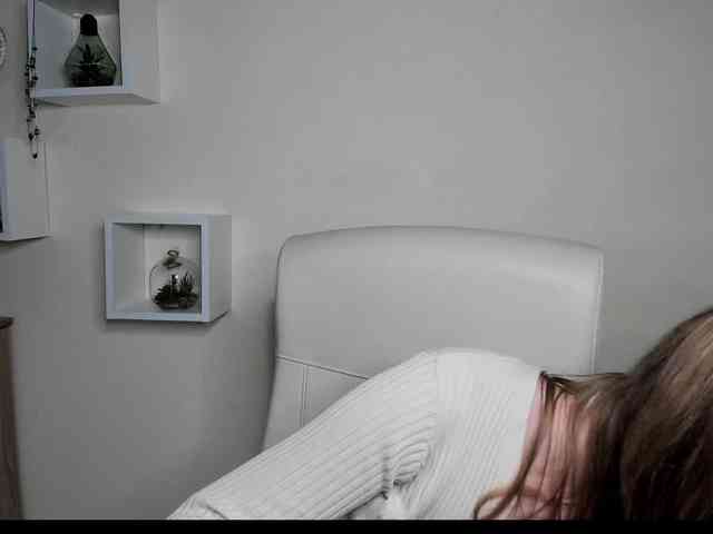 HotNina19 webcam