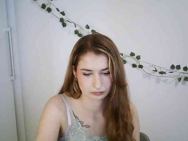 HotNina19 webcam