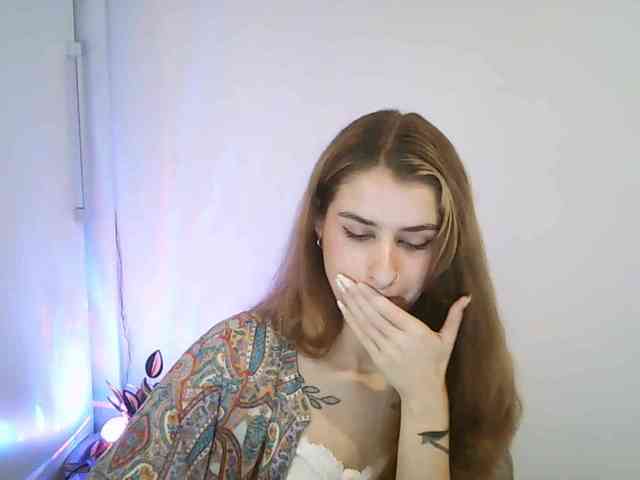 HotNina19 webcam
