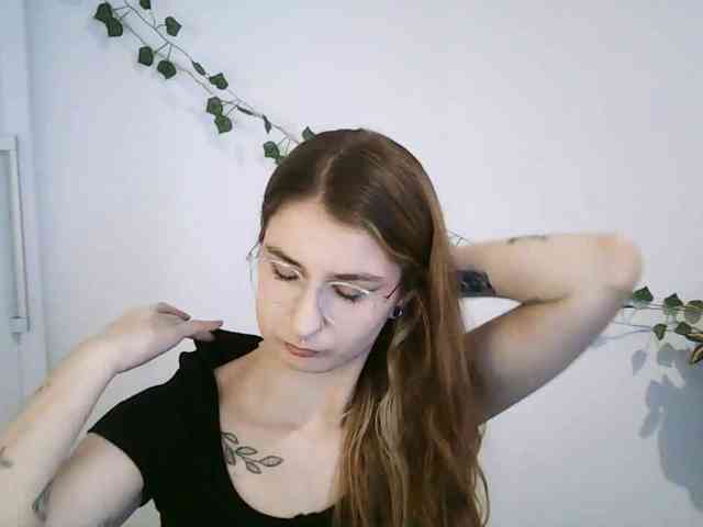 HotNina19 webcam