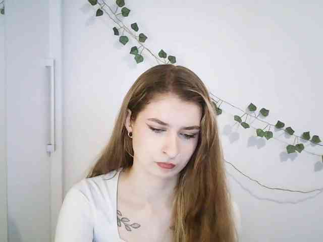 HotNina19 webcam