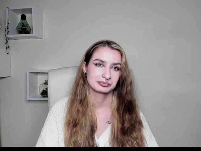 HotNina19