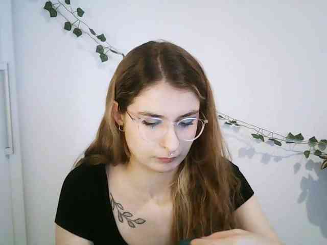 HotNina19 webcam