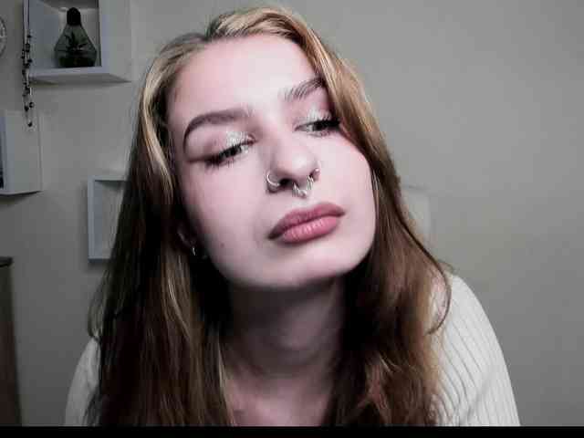 HotNina19 webcam