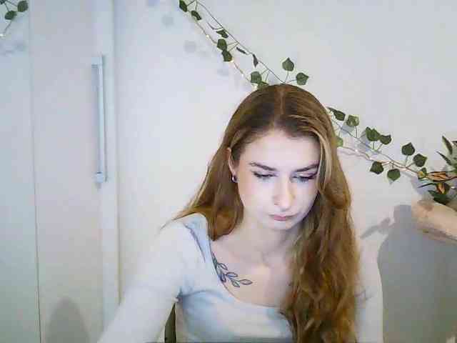 HotNina19 webcam