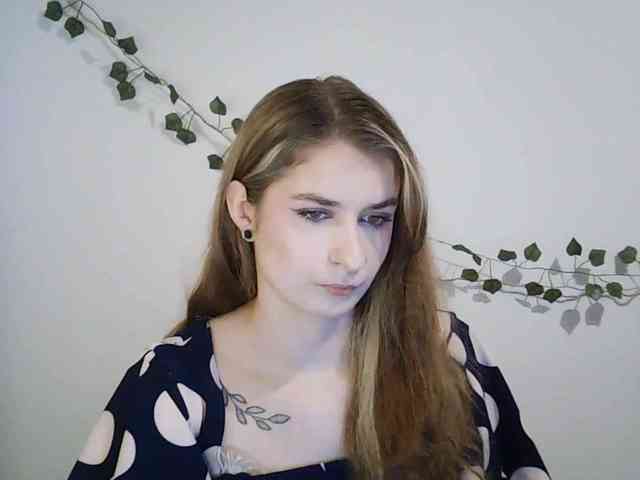 HotNina19 webcam