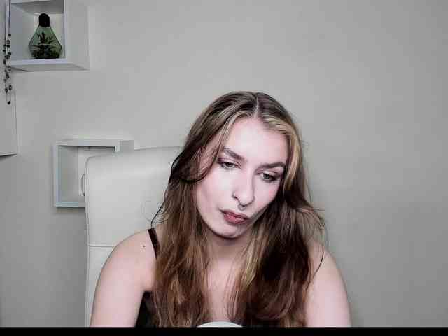 HotNina19 webcam