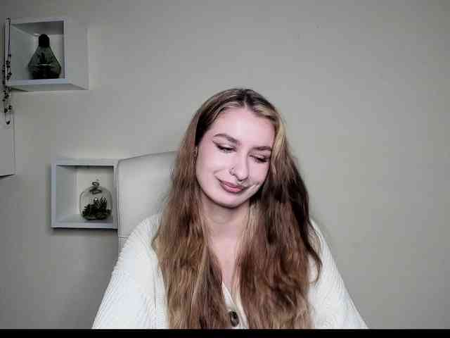 HotNina19 webcam