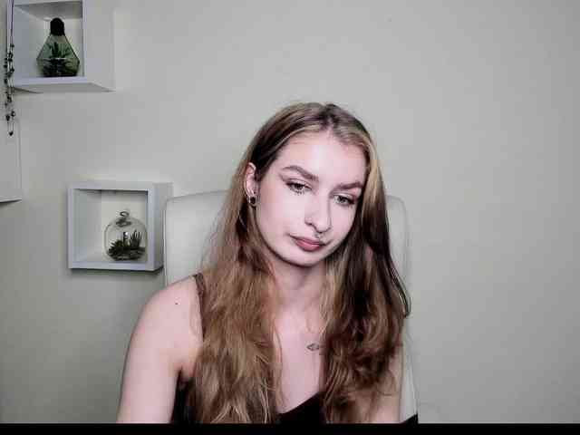 HotNina19 webcam